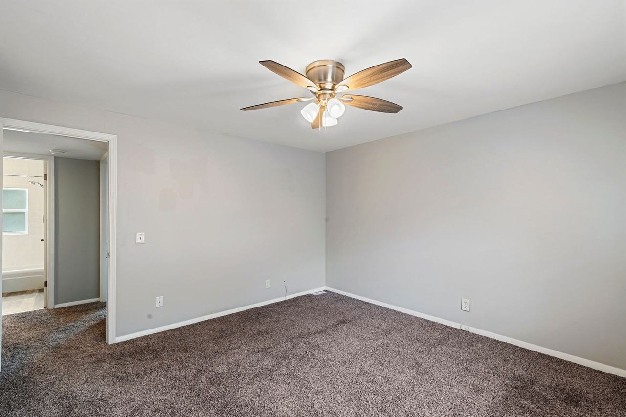 Marella Apartments - Photo 7 of 31