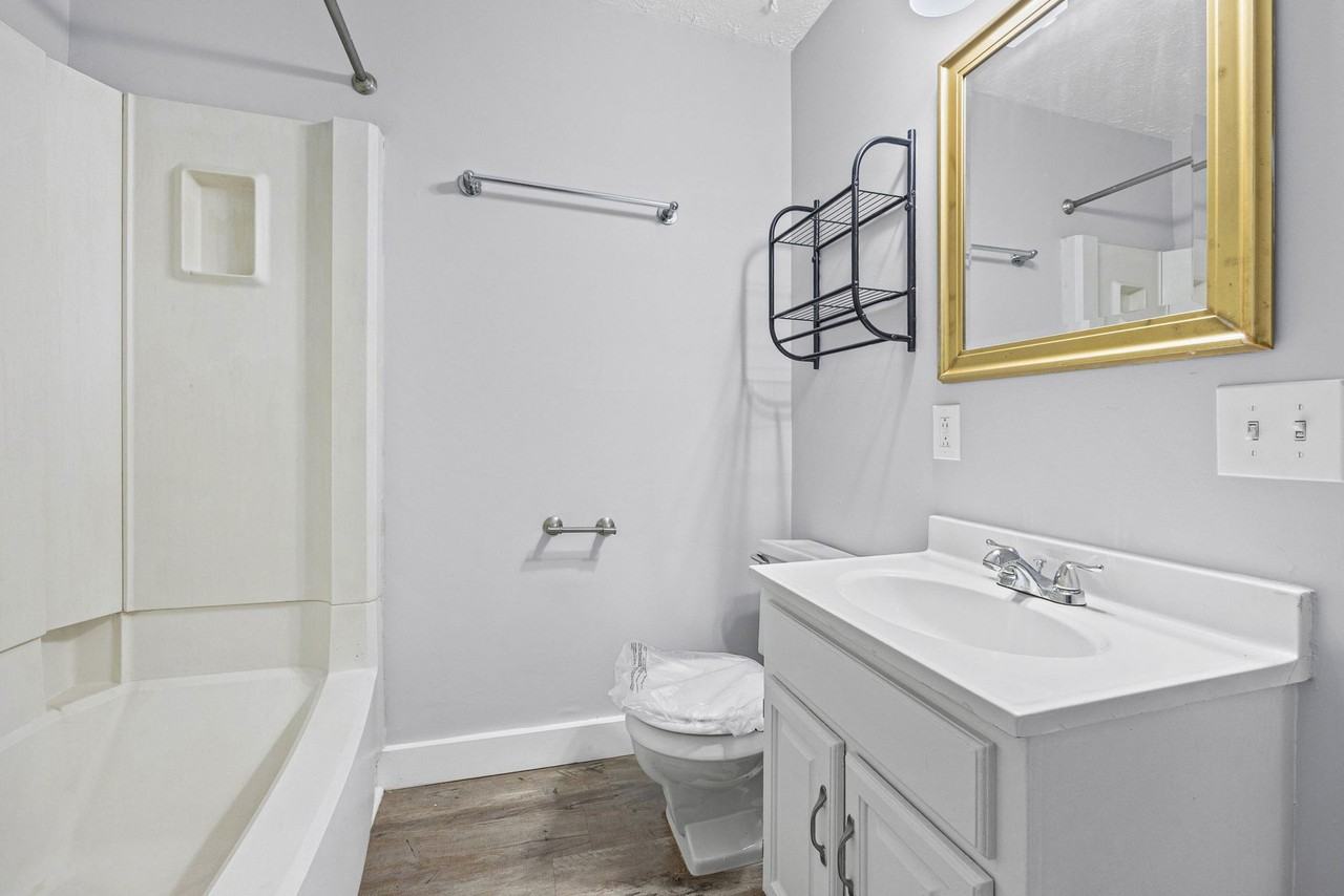 19 Portsmouth Terrace - Photo 6 of 26