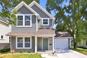 featured image of 1694 Pine St