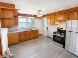 featured image of 520 Oak St #4