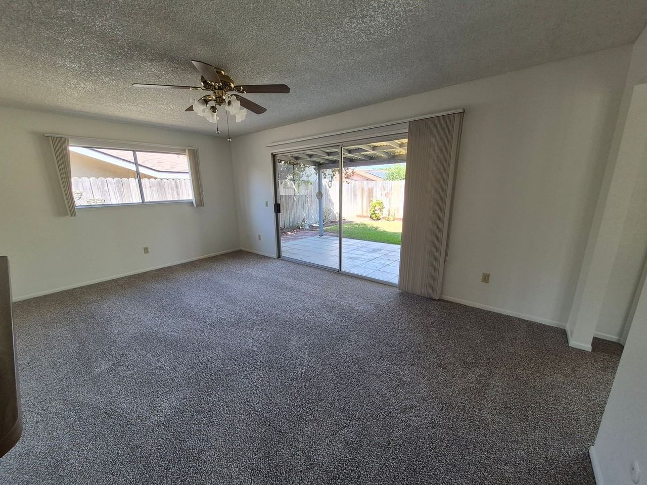 611 E Cherry Ave - Photo 7 of 19