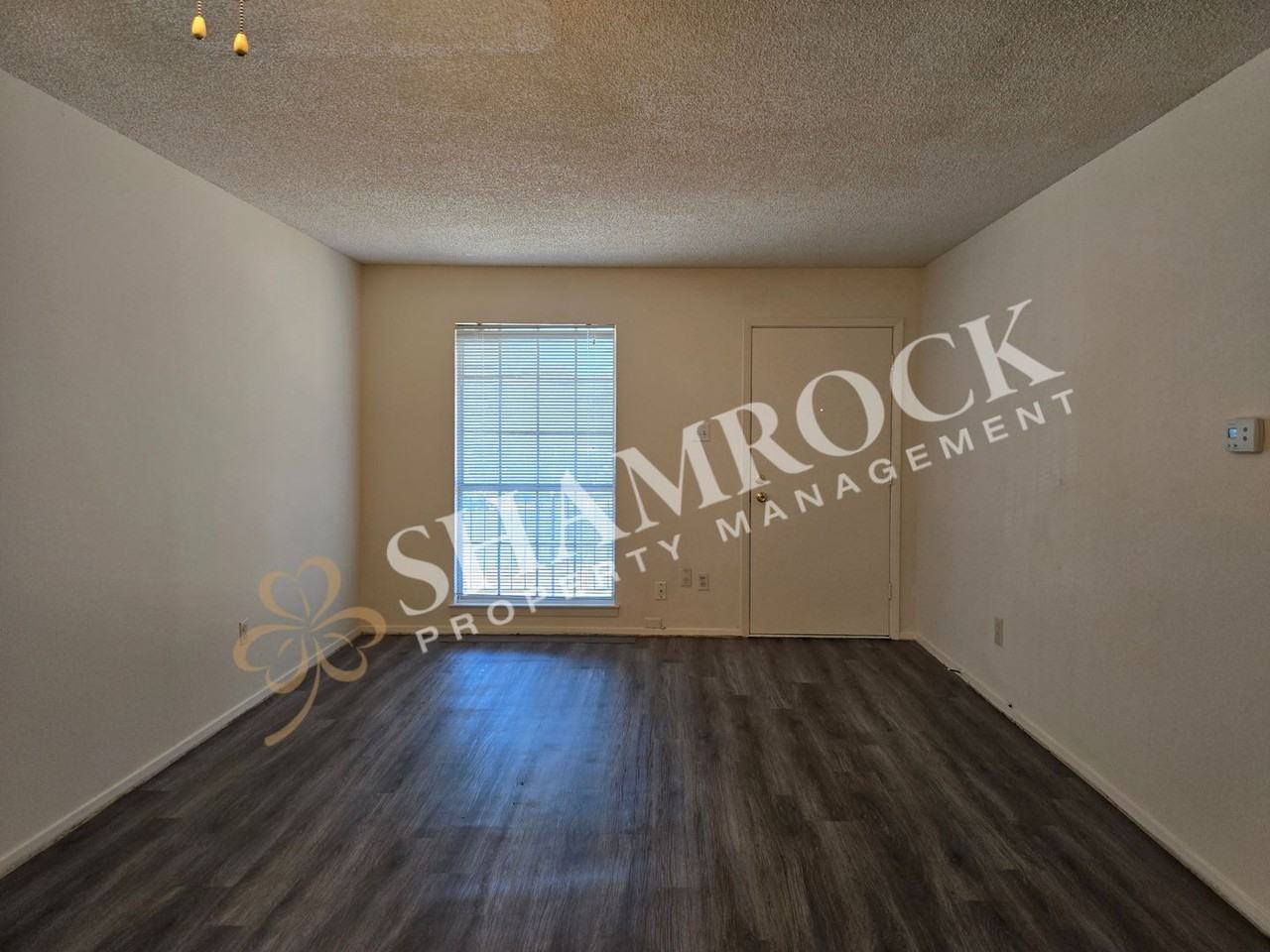 5015 Lakeland Cir #203 - Photo 2 of 8