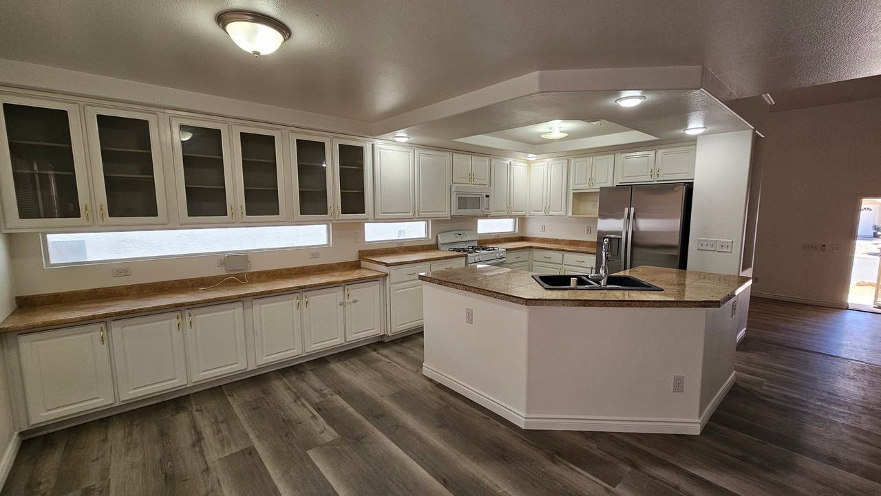 10071 Cheyenne Dawn St - Photo 7 of 22