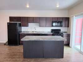 featured image of 201 Holmes St E #302
