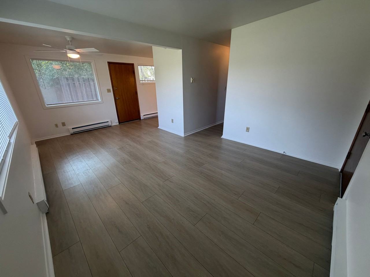 7814 E Indiana - Photo 4 of 24