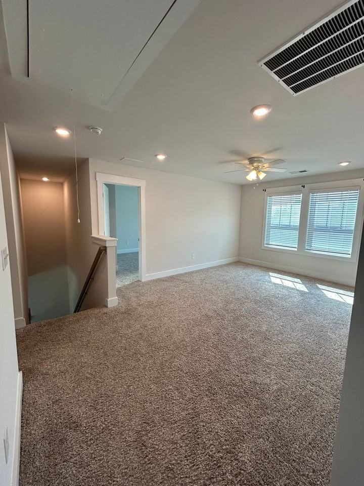 114 Pewter Cir - Photo 5 of 14