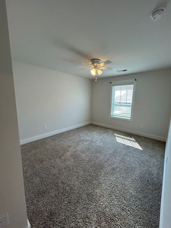 114 Pewter Cir - Photo 6 of 14