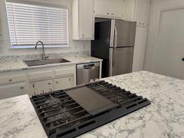 featured image of 1640 Forane St