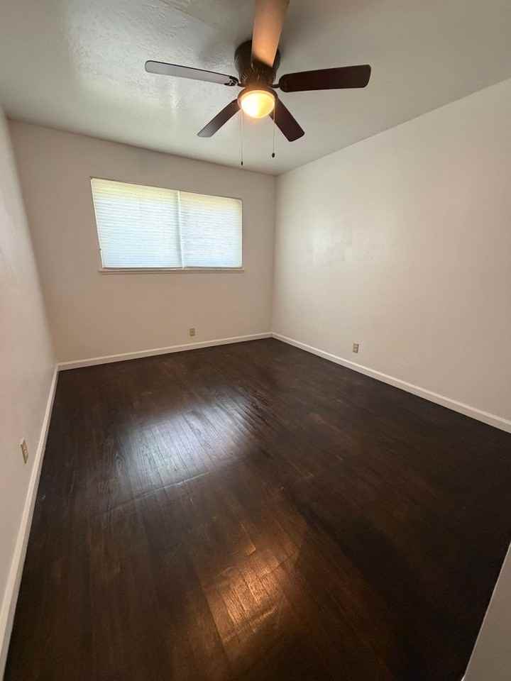 2140 48th Ave - Photo 6 of 12