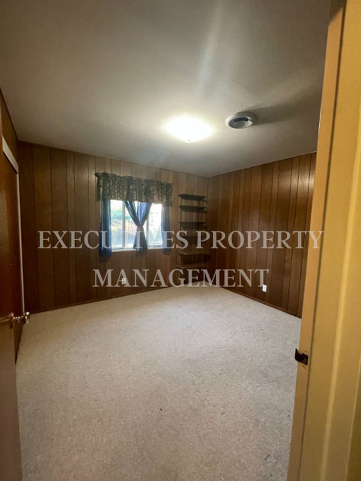 795 Juniper Ave - Photo 7 of 10