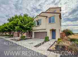featured image of 2165 Camino Real Way