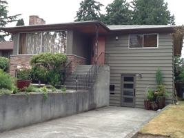featured image of 1216 Ne 89th St