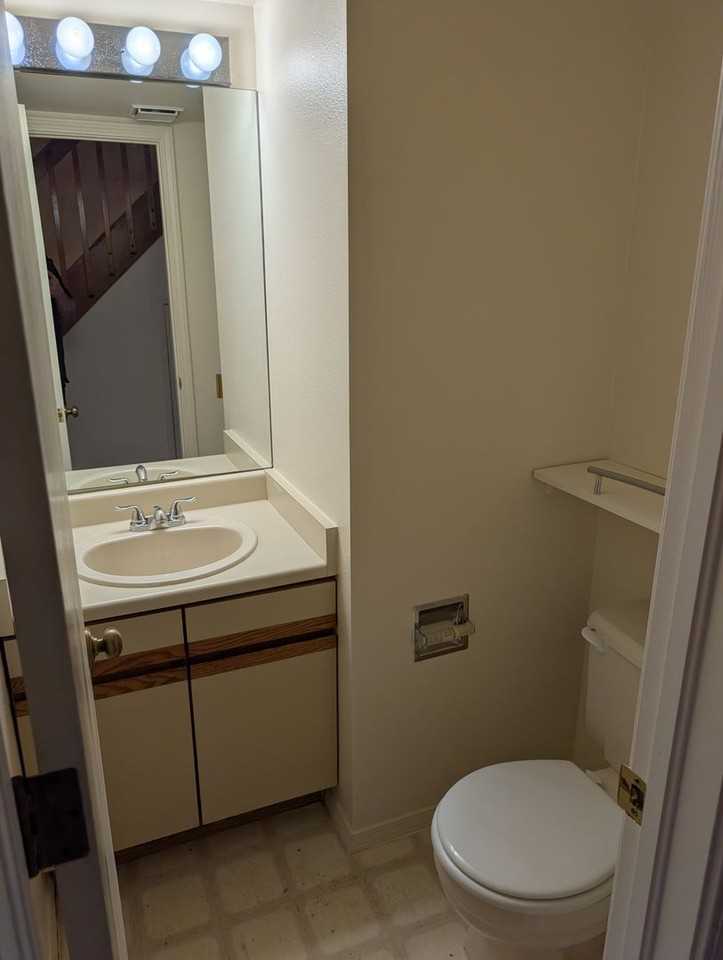 3448 Atlantic Dr - Photo 3 of 18