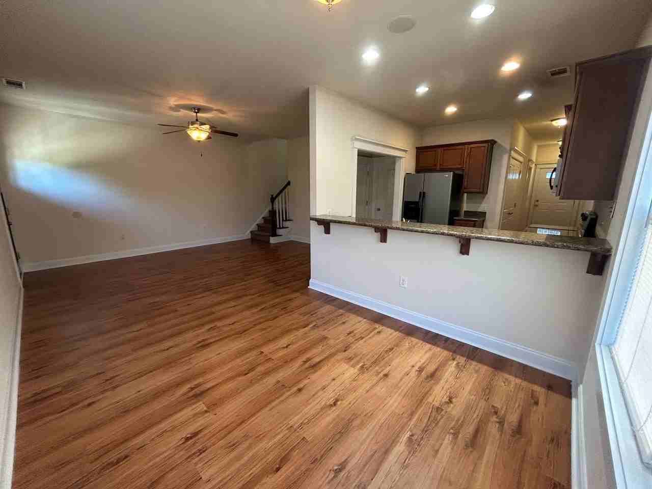 156 Strickland Ave - Photo 3 of 20