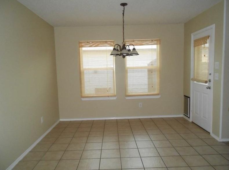 9512 George Washington Dr - Photo 4 of 4