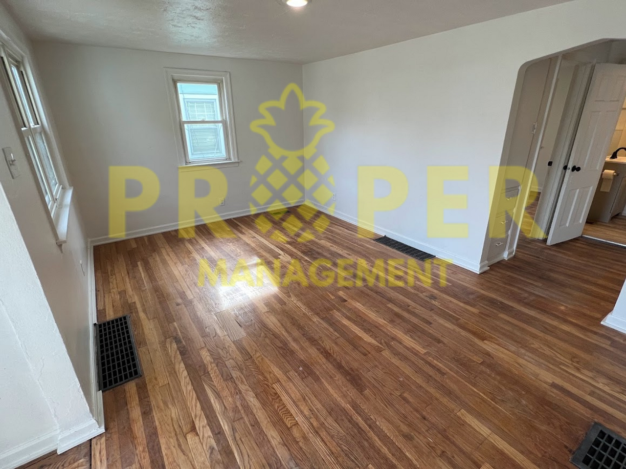 851 Huron Ave - Photo 6 of 17