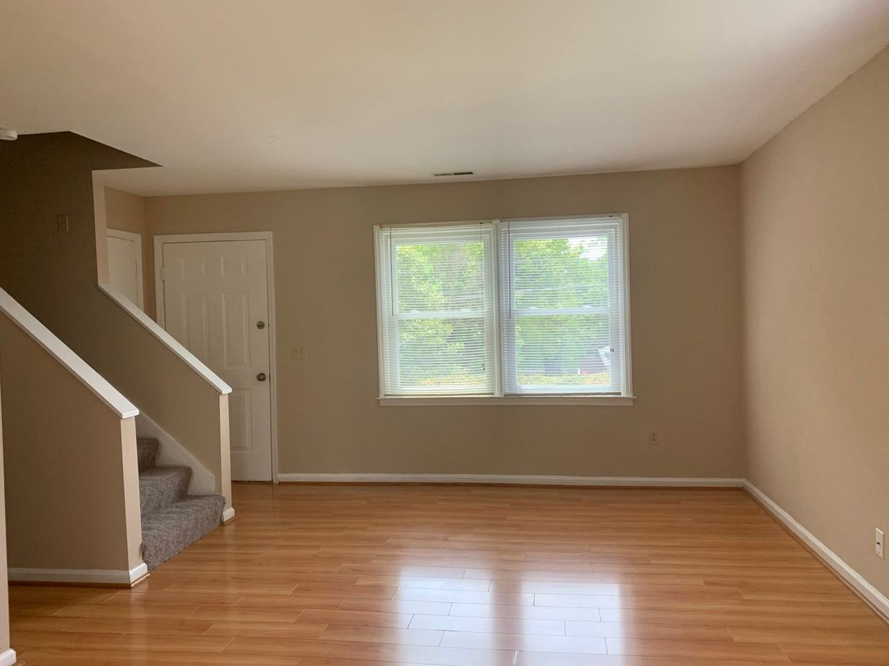 820A Church St - Photo 2 of 9