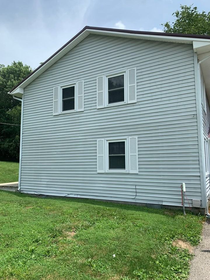 820A Church St - Photo 4 of 9