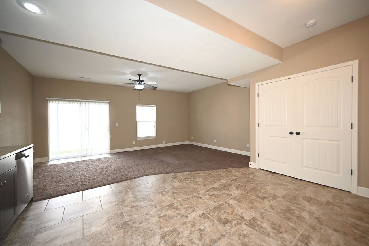 3916 Nw 94th St - Photo 5 of 14