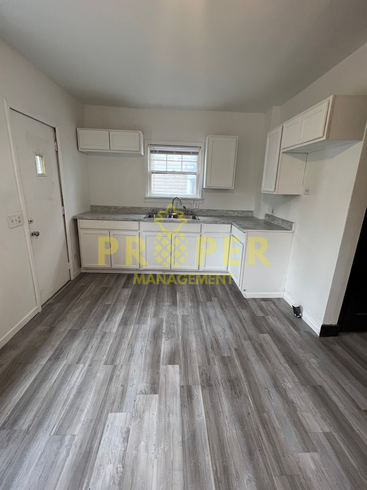 37 Marie Ave - Photo 4 of 10