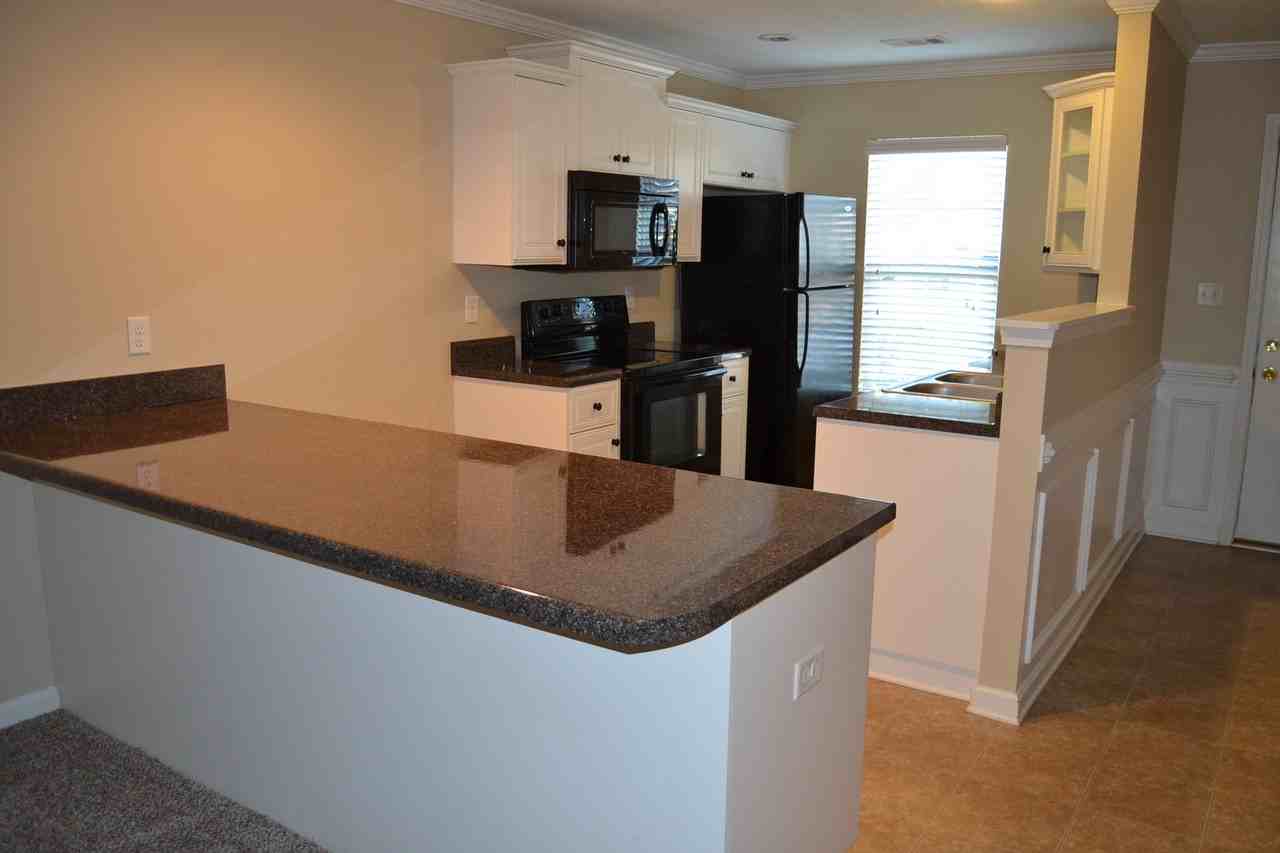 2605 York Dr - Photo 5 of 11