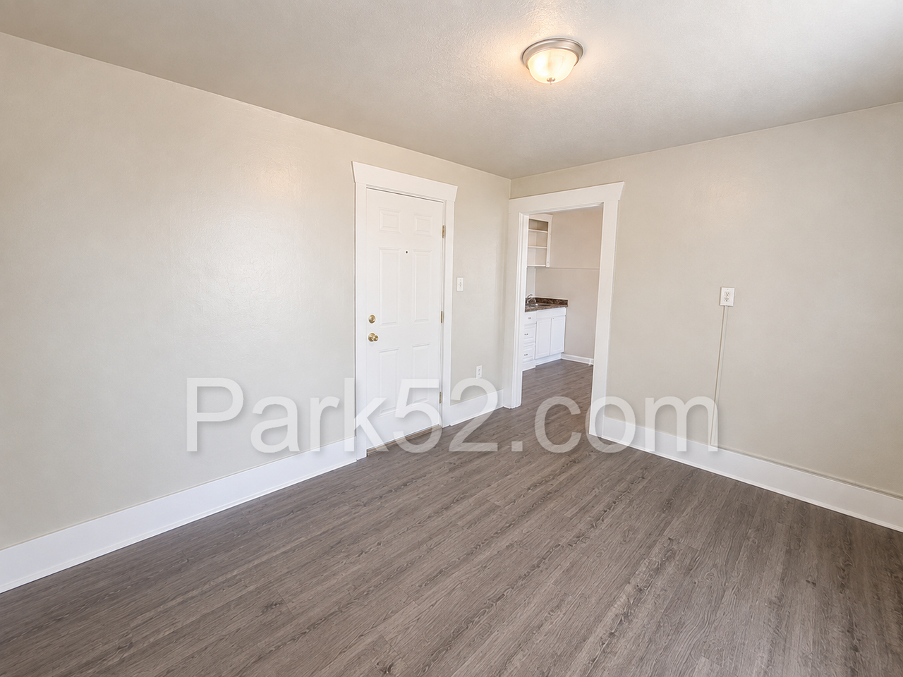 4010 S Thompson Ave #C - Photo 4 of 10