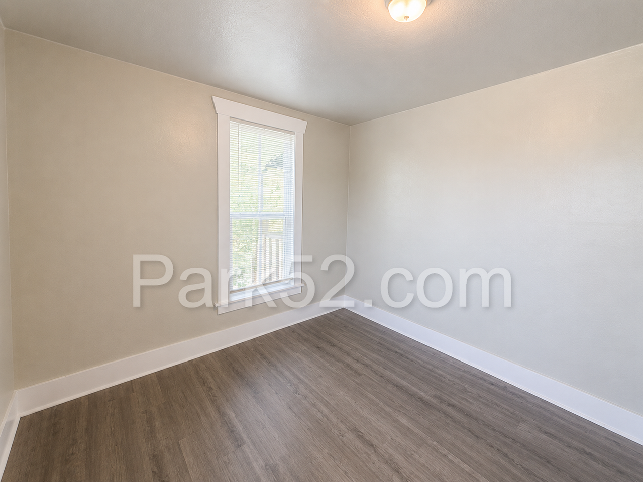 4010 S Thompson Ave #C - Photo 7 of 10