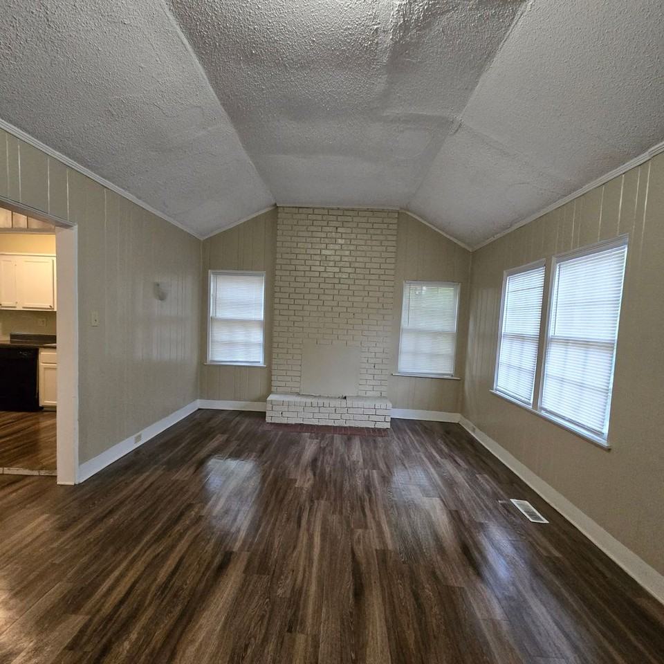 151 Clower Rd - Photo 2 of 10