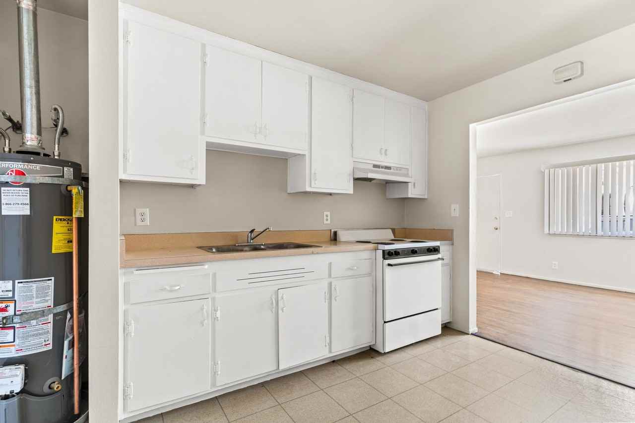 1545 166th Ave - Photo 7 of 13