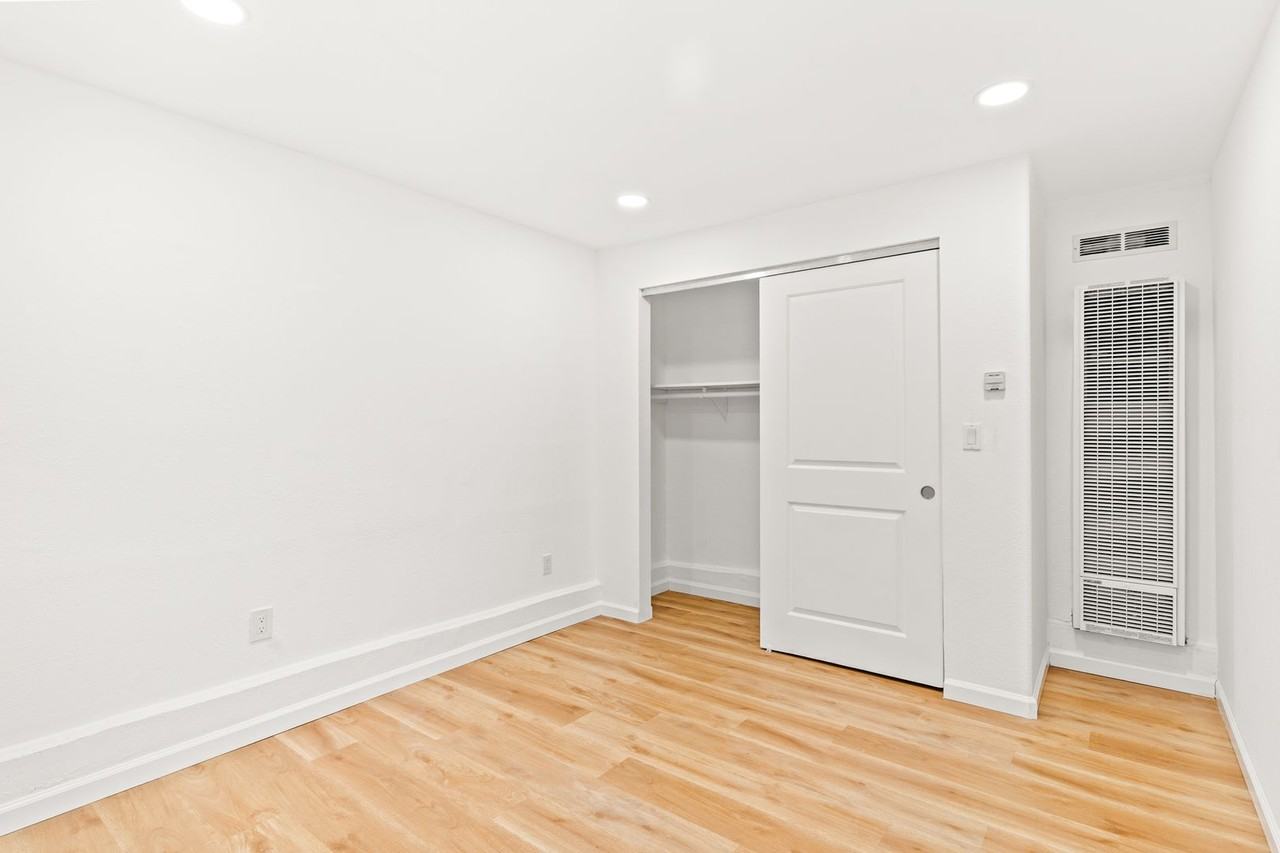 19546 Santa Maria Ave - Photo 5 of 7