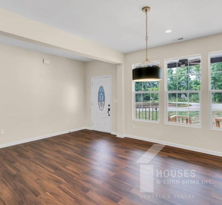 1505 E Saluda Lake Rd - Photo 3 of 24