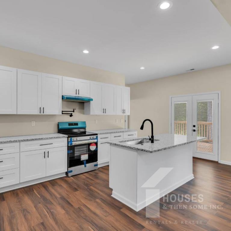 1505 E Saluda Lake Rd - Photo 6 of 24