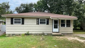 featured image of 7406 Twin Oaks Rd