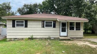 7406 Twin Oaks Rd - Photo 1 of 1