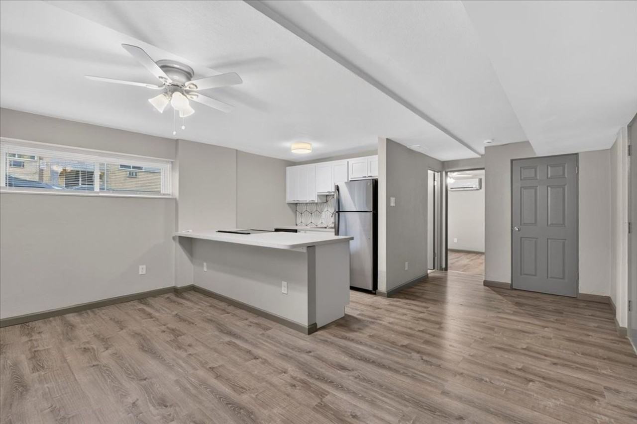 3530 Morganford Rd - Photo 4 of 14