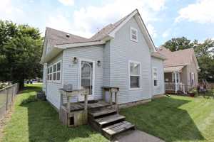 featured image of 917 W Jackson St