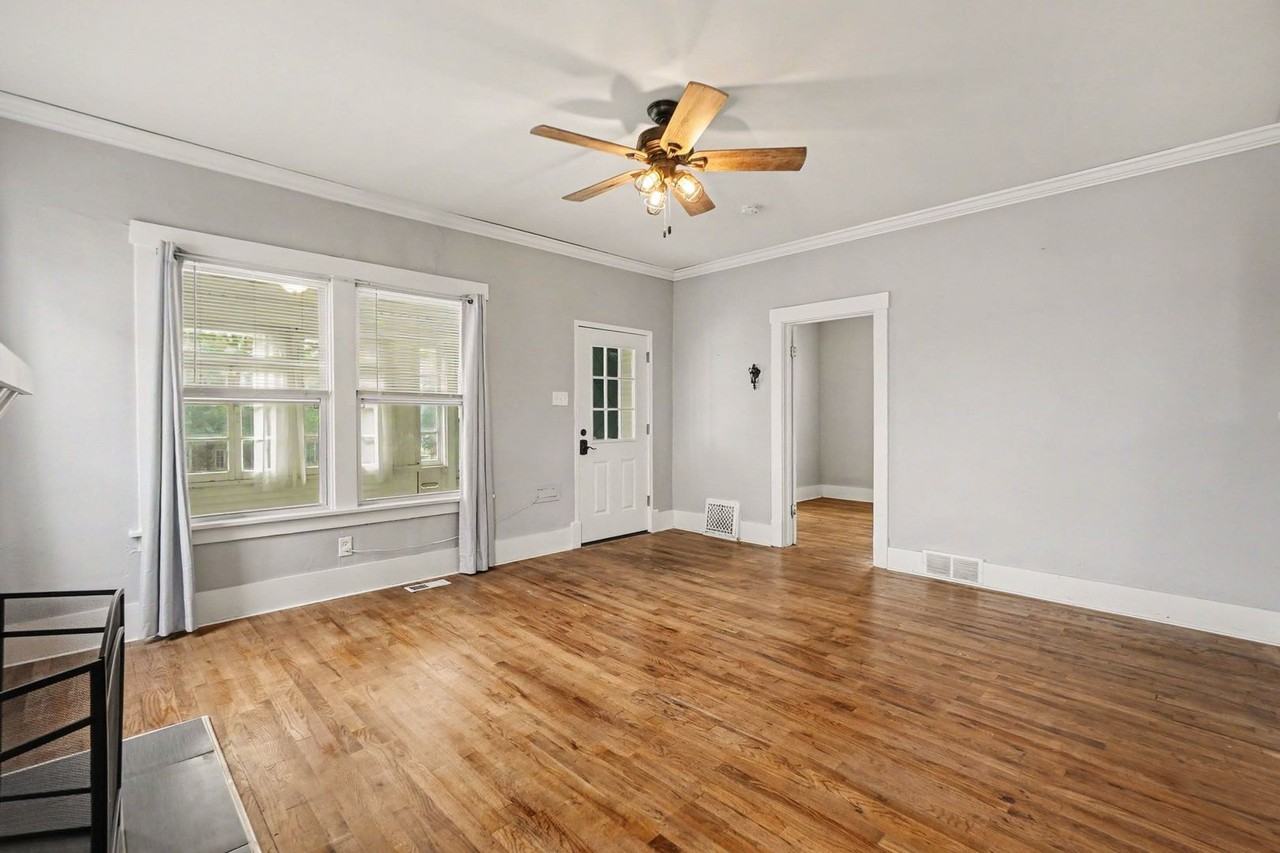 2818 N 45th St - Photo 6 of 22