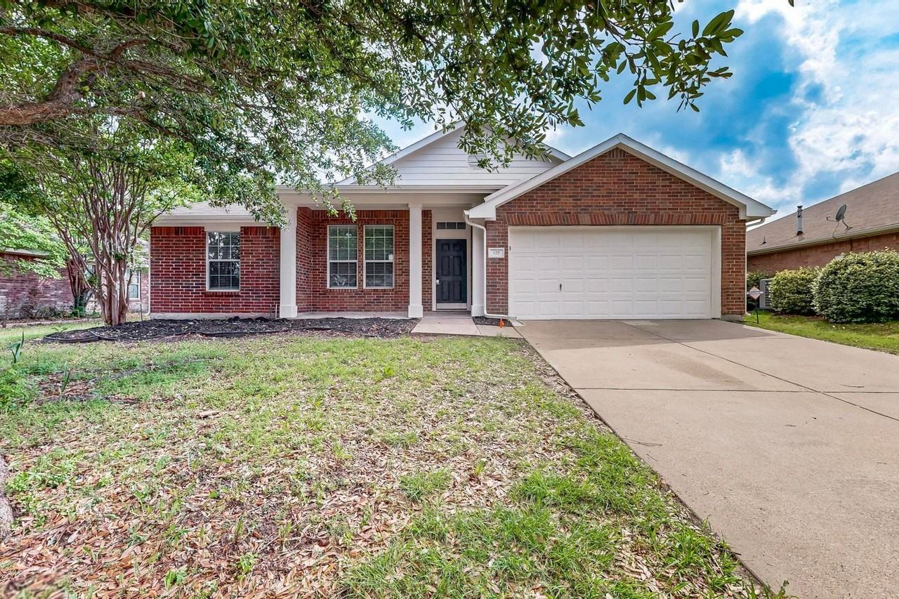 123 Hackberry Trl - Photo 5 of 44