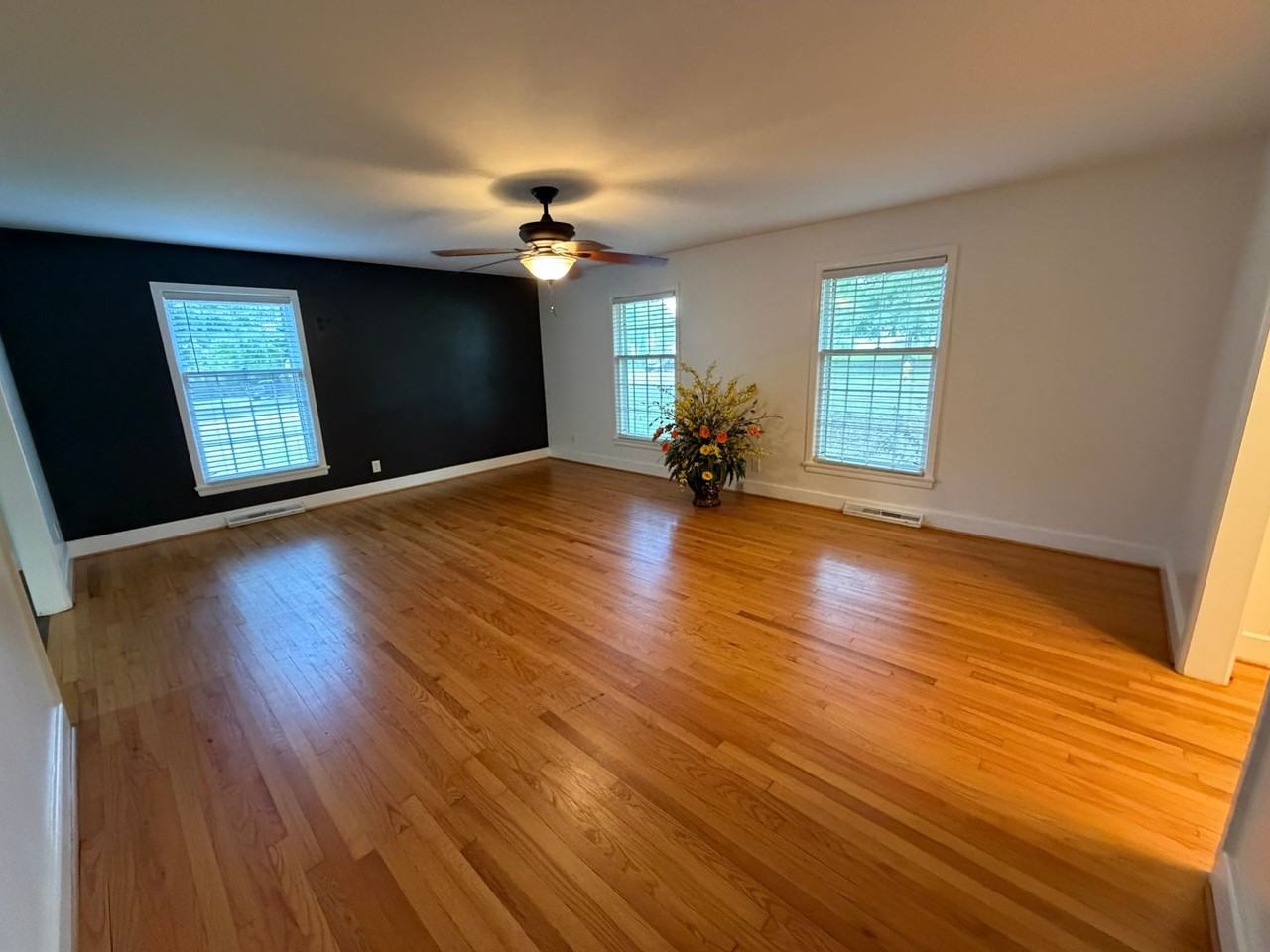 608 Margaret Dr - Photo 4 of 19