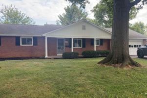featured image of 2030 Chardon Rd