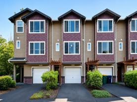 10721 Ne Gateway Pl - Photo 1 of 1
