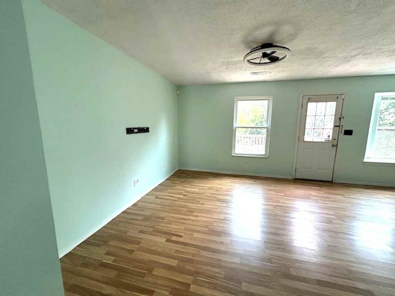 1019 Brittany Park Dr - Photo 3 of 19