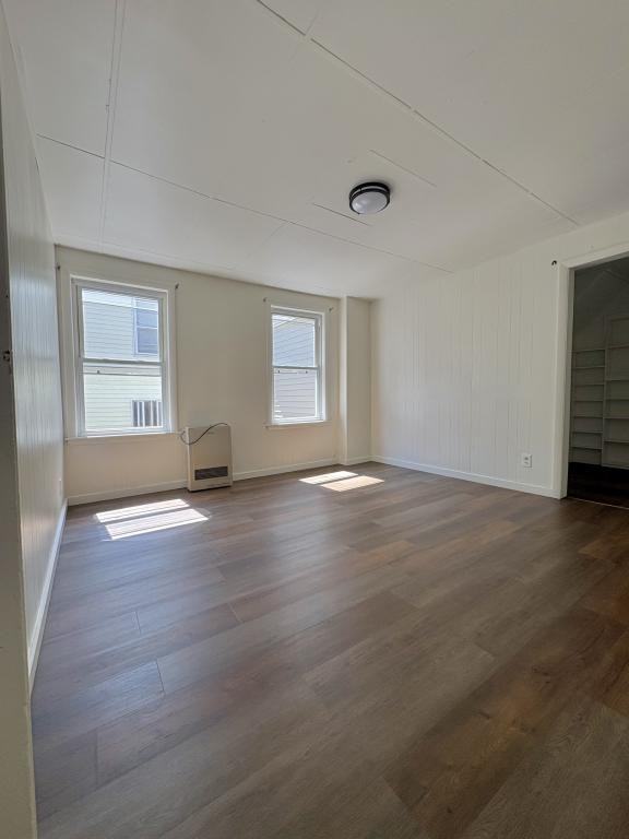 28 Bartlett St Apt 2 - Photo 3 of 21