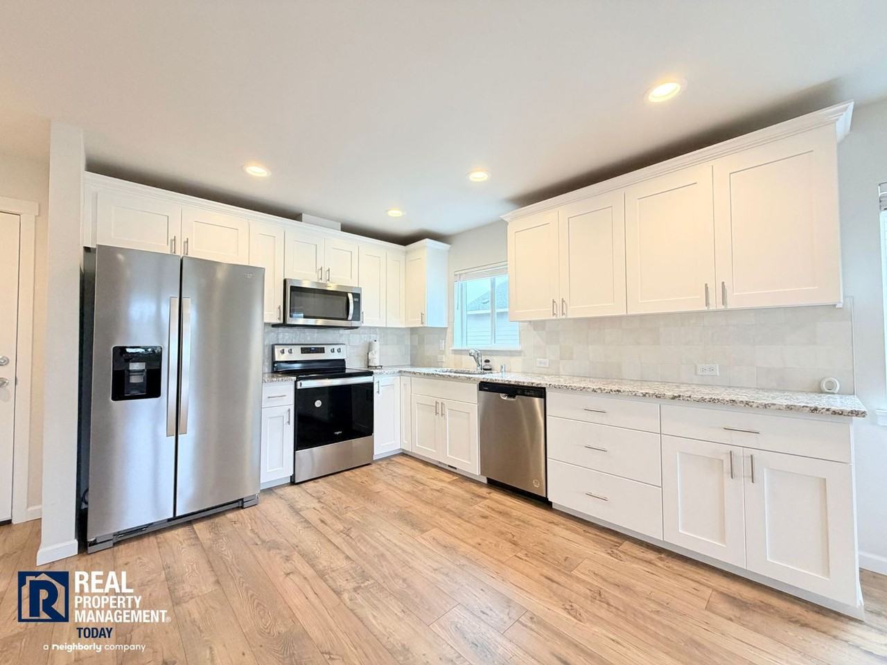 14395 Lockwood Ln Se - Photo 2 of 27