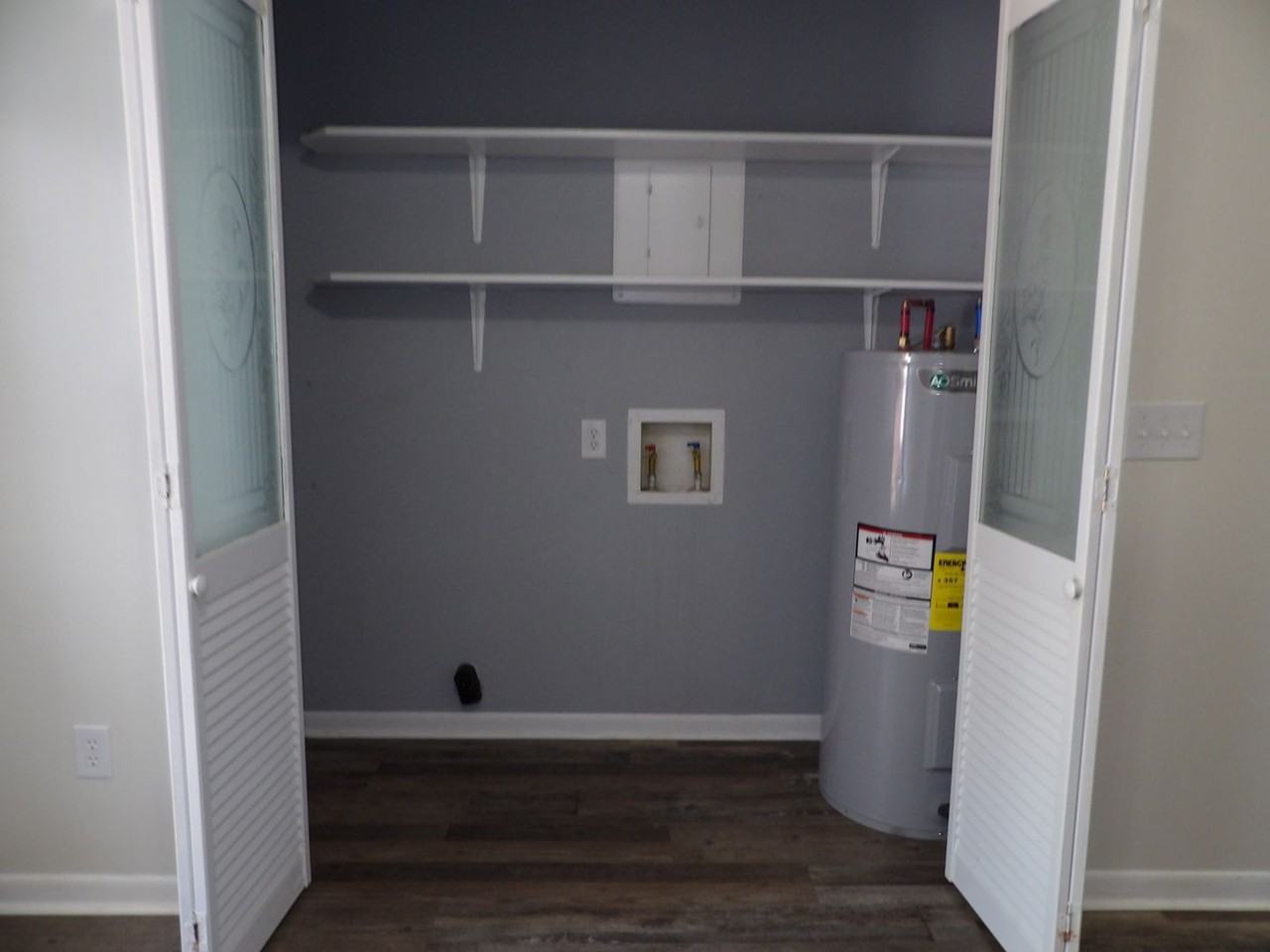 104 Vintage Ln - Photo 6 of 17