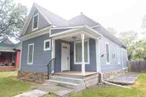 featured image of 305 S 5th Ave
