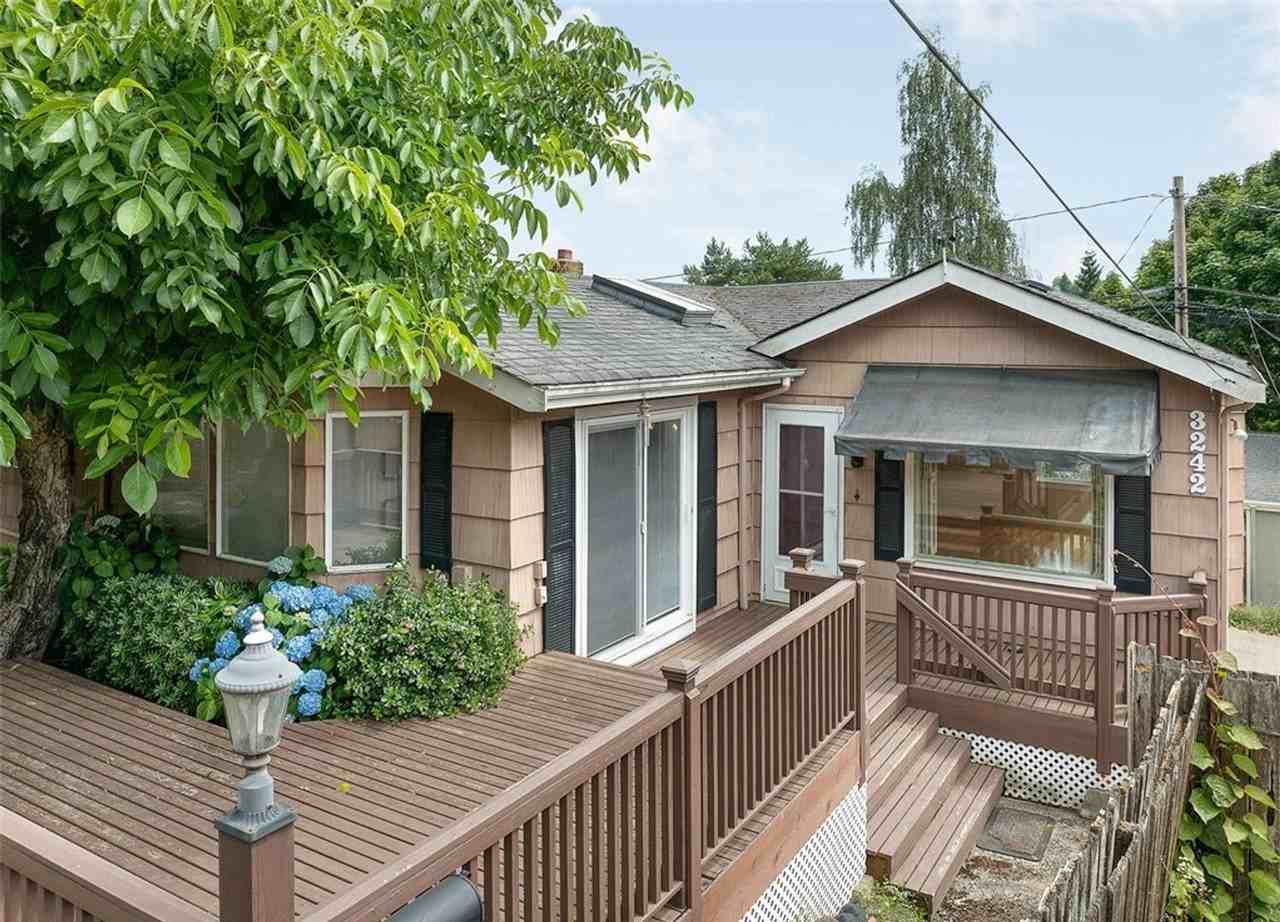 3242 36th Ave W - Photo 2 of 16