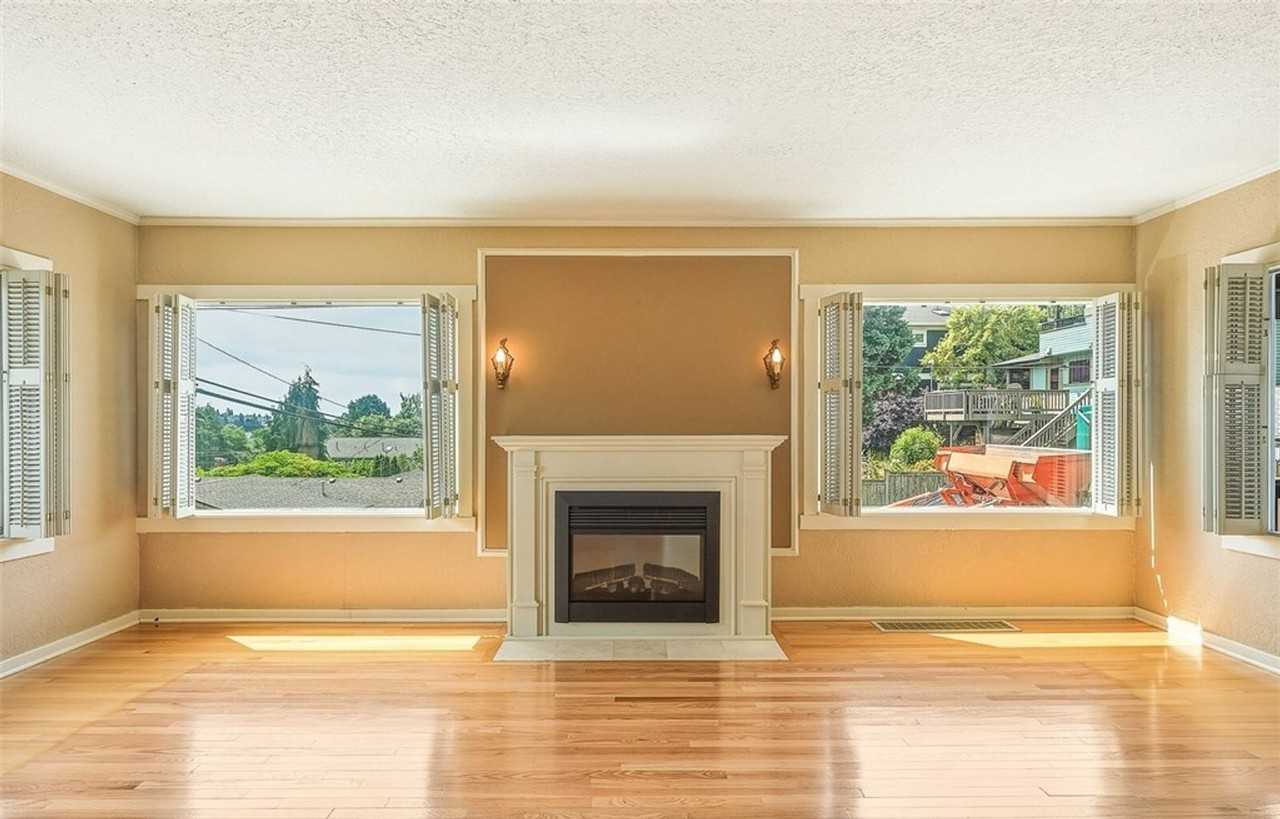 3242 36th Ave W - Photo 3 of 16