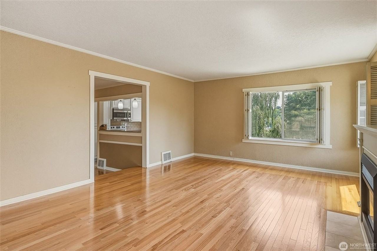 3242 36th Ave W - Photo 5 of 16