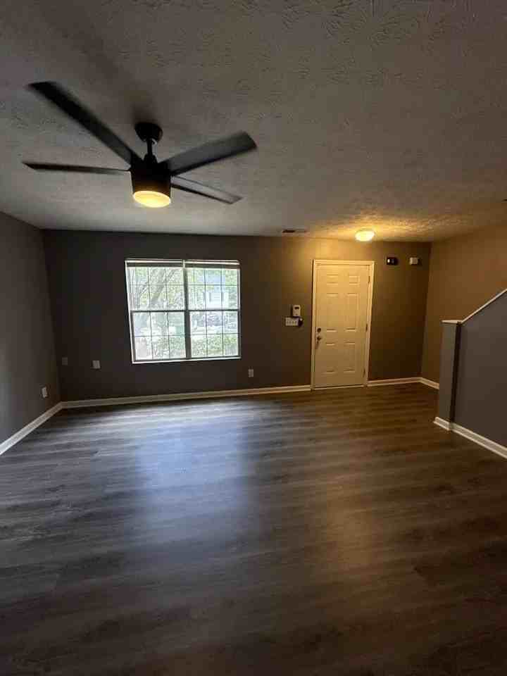 3016 Fair Creek Ct - Photo 7 of 15
